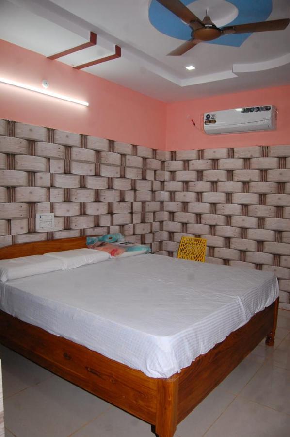 Prasanna Laxmi Residency Бадрачалам Екстериор снимка